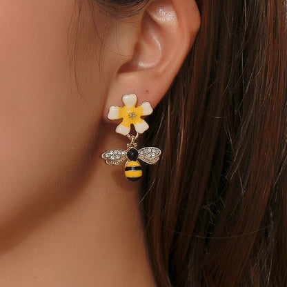 Flower x Bee Earrings